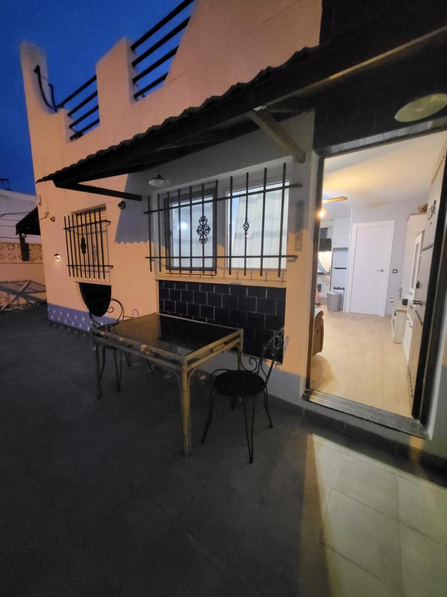 Maison 2 Chambres Tout Confort Τορεβιέχα Εξωτερικό φωτογραφία